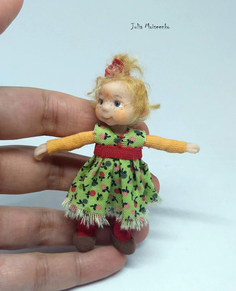 Кукла Девочка
