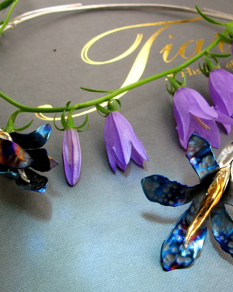 Колье "Black orchids"