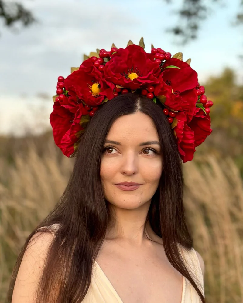Ободок с маками и ягодами — Жёлтый
