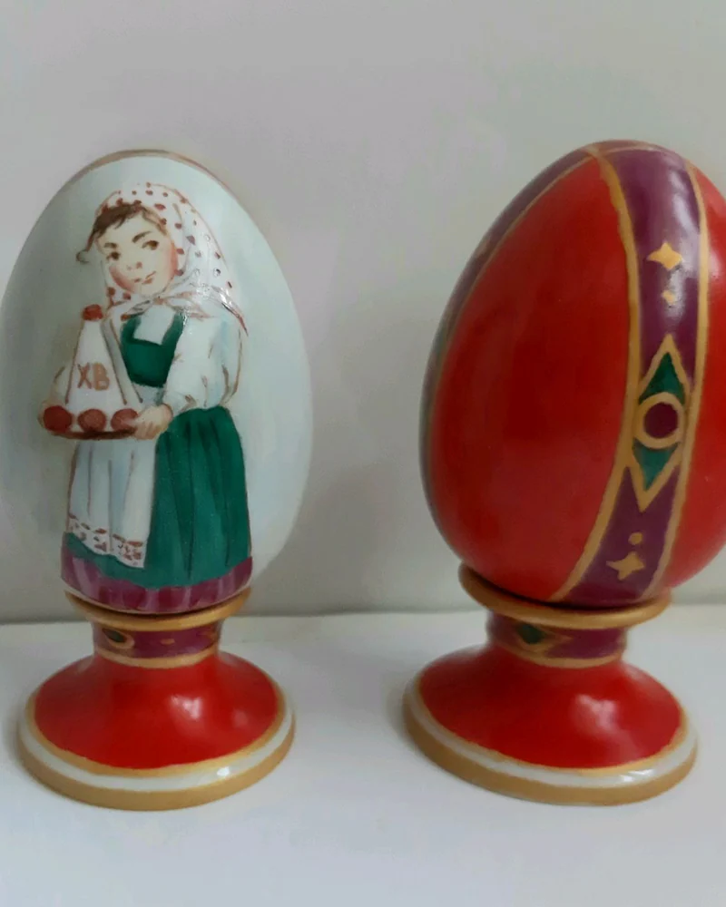Фарфоровое пасхальное яйцо