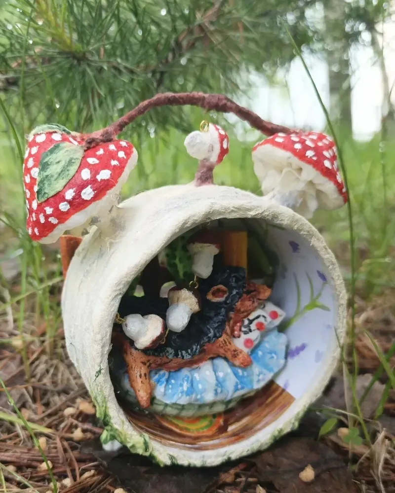 Ватная игрушка «Ёжик в будильнике» — 10×11×5 см