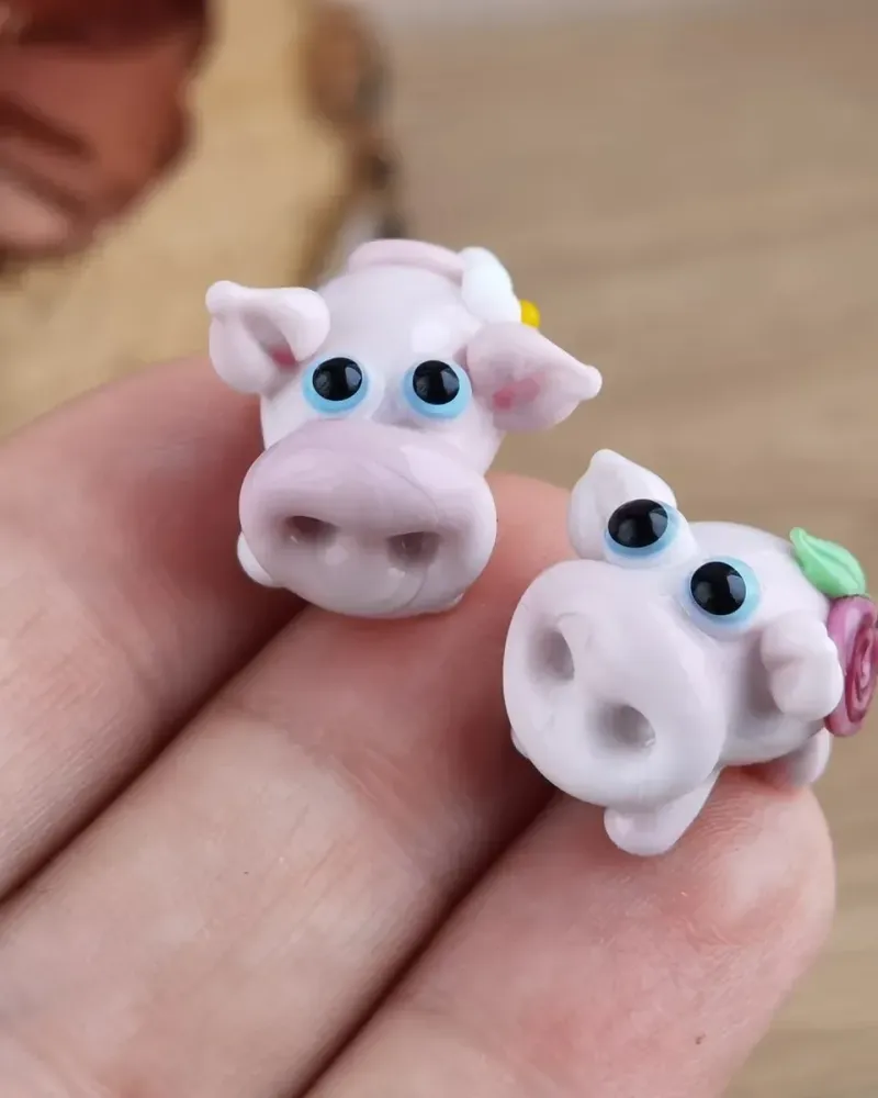 Стеклянная фигурка «Свинка» — Пара, Розочка