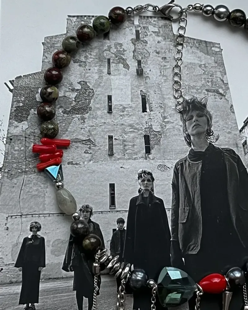 Чокер из жемчуга и змеевика