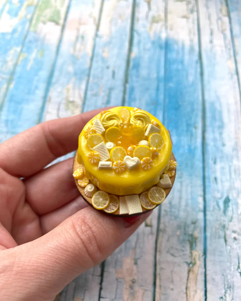 Миниатюрный торт «Цитрусовая нежность 🍋» Кукольная миниатюра