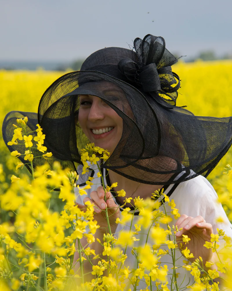 Шляпа летняя черная