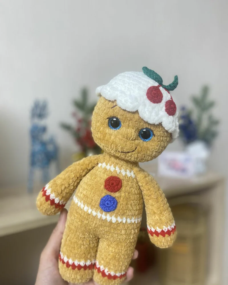 Вязаный пряничный человечек амигуруми