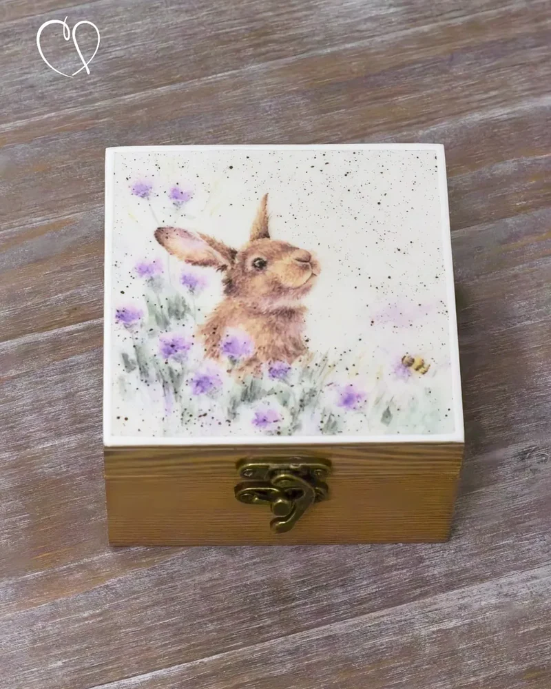 Шкатулка деревянная с рисунком, 10 × 10 × 7 см — Кролик 04