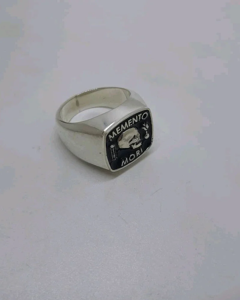 Кольцо "Memento Mori"