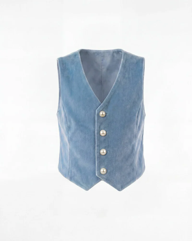Жилет из микровельвета с пуговицами жемчужинами — голубой цвет