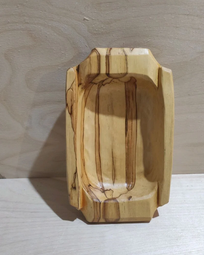 Миска из берёзы, грубая резьба — Миска из берёзы, грубая резьба