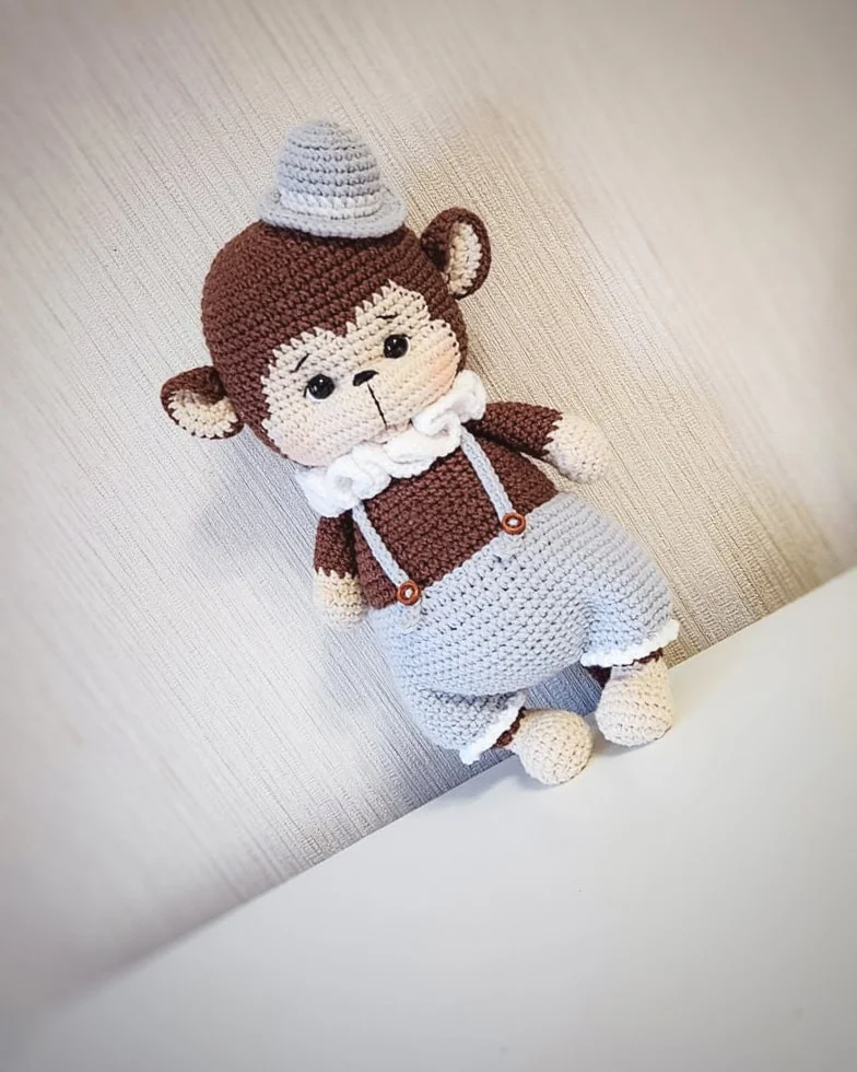 Игрушка обезьянка