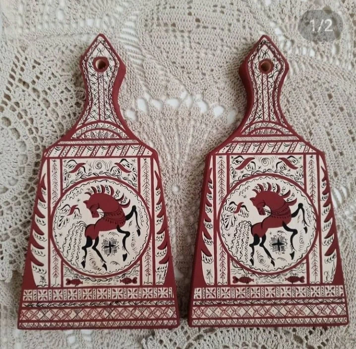 Разделочные доски Кони