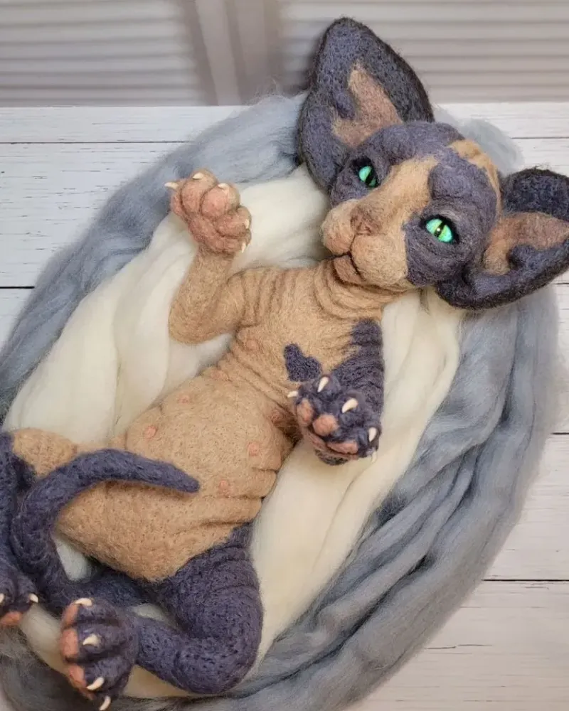 Кошка-сфинкс на каркасе, 35 см — Кошка-сфинкс на каркасе, 35 см
