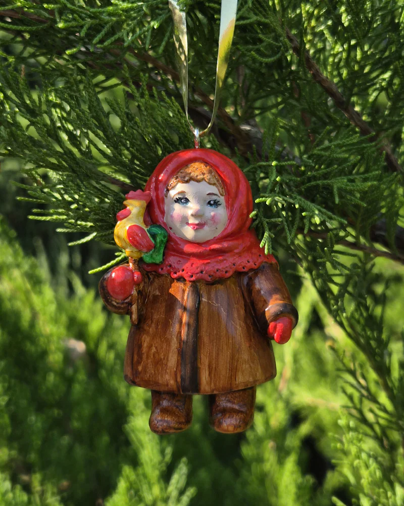 елочная игрушка дети СССР — девочка с петушком