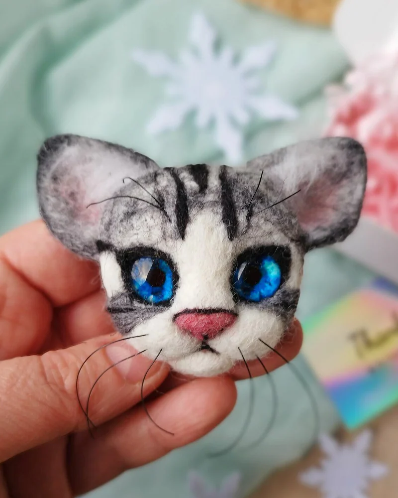 Брошь из шерсти котик, кот, брошка серый котенок