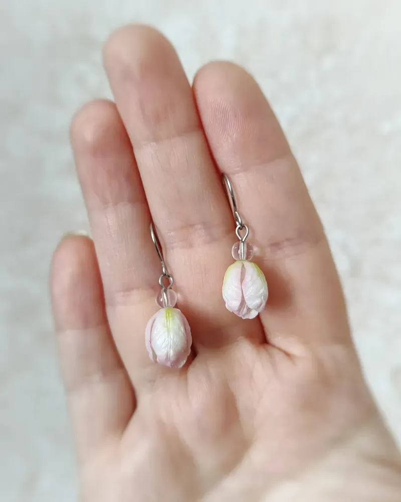 Серьги с тюльпанами — Белый