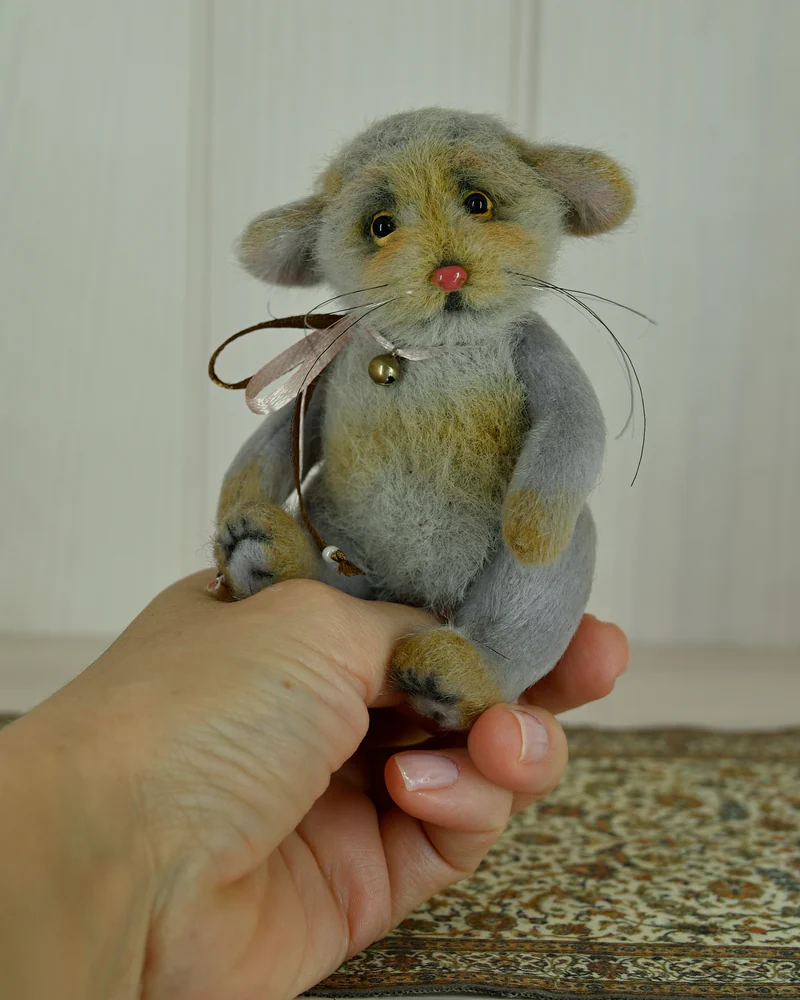 Мышь Серая