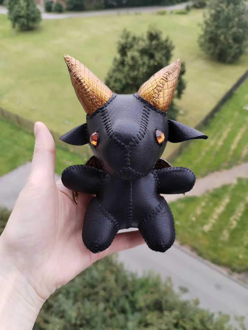 Игрушка Дракон