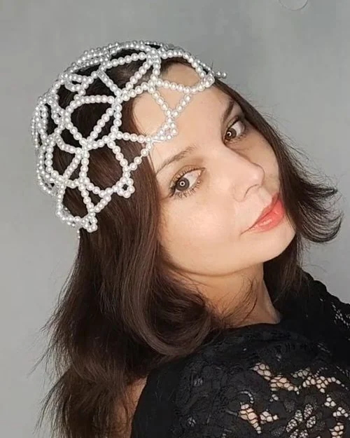 Шапочка из бусин, украшение на голову из бусин