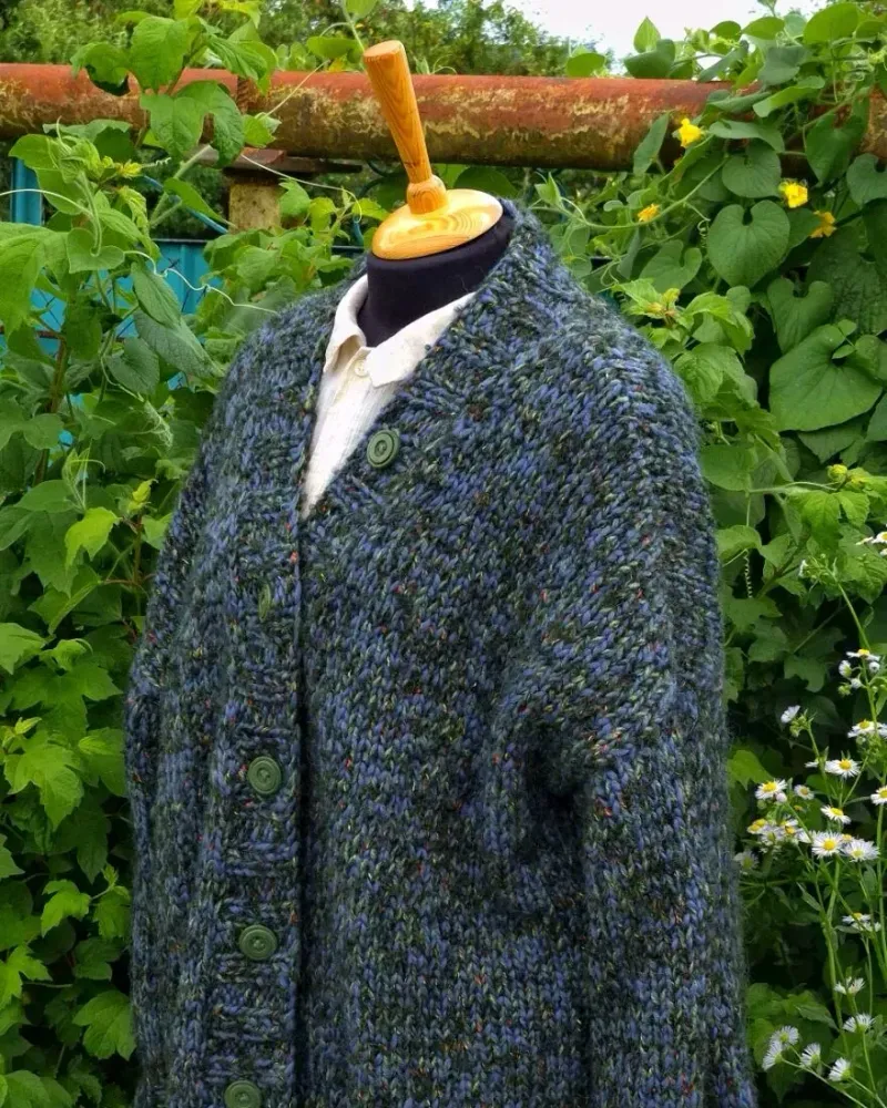 Короткий кардиган ручной вязки — Серо-зелёный