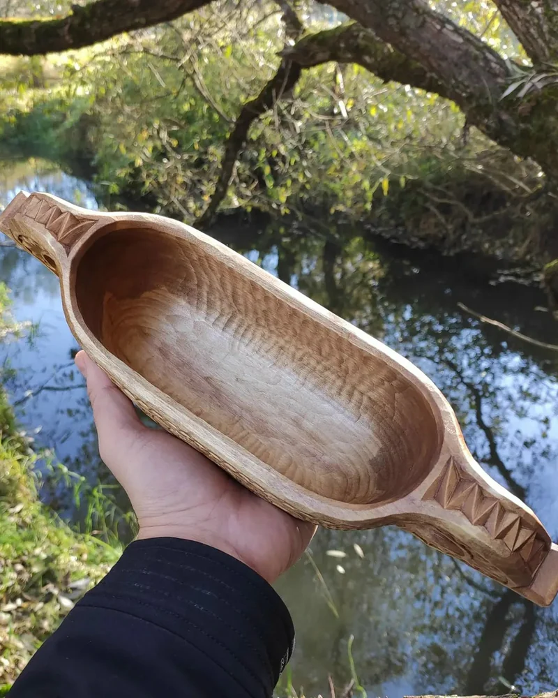Резной славянский ковш Коники из осины/липы 500-600мл — Коричневый