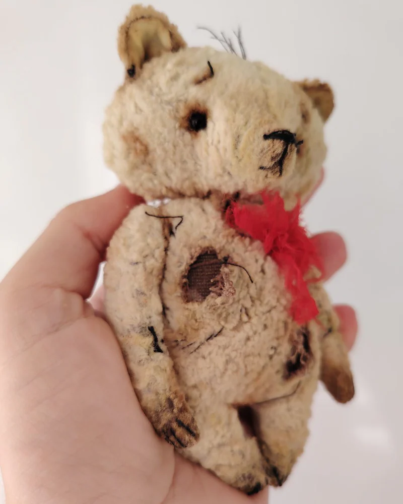 Коричневый мишка из винтажного плюша