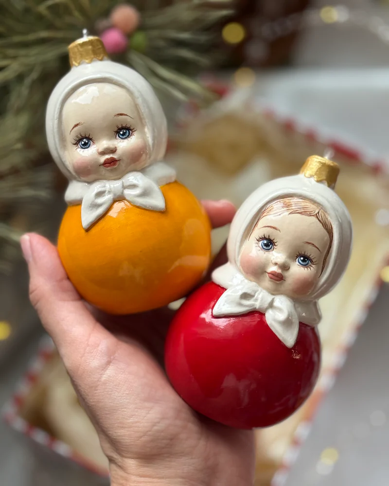Елочная игрушка «Малышка неваляшка» — Елочная игрушка