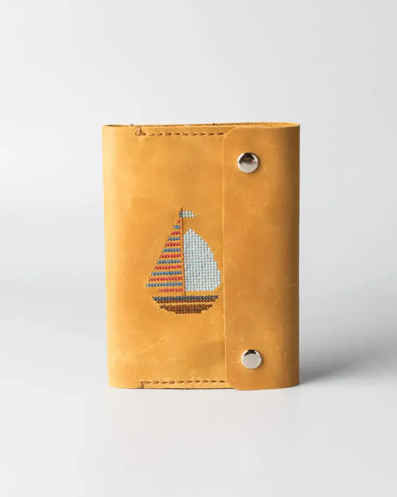 Кожаная обложка тревеллер Summer ship — Жёлтый