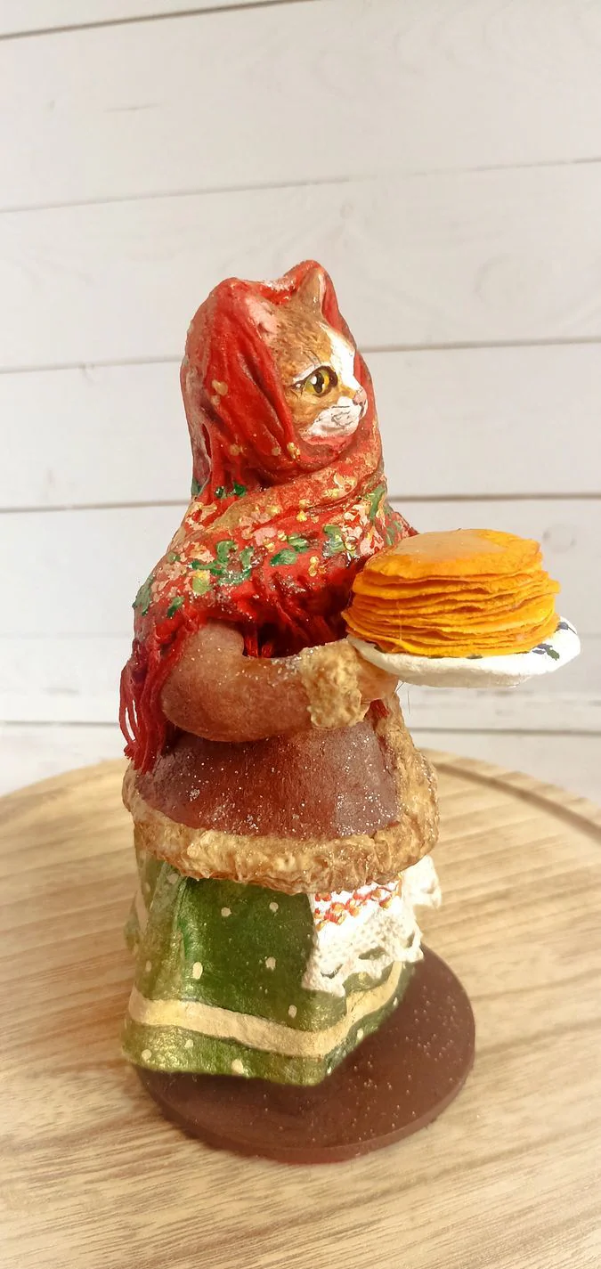 Кошечка Муся с блинами