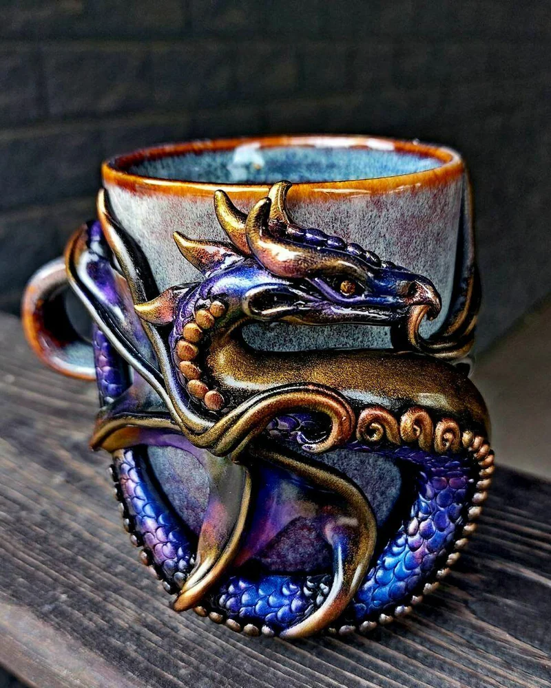 Кружка с драконом "Молли"