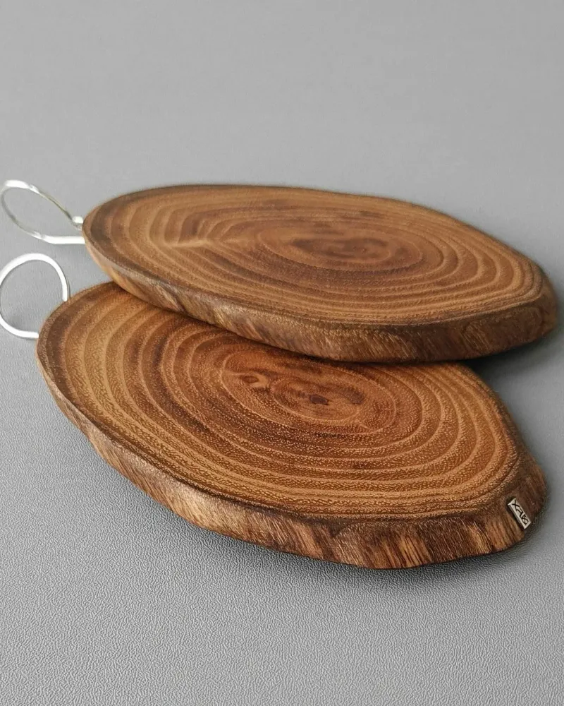 Массивные серьги-спилы из дерева в стиле бохо «Кольца времени»
