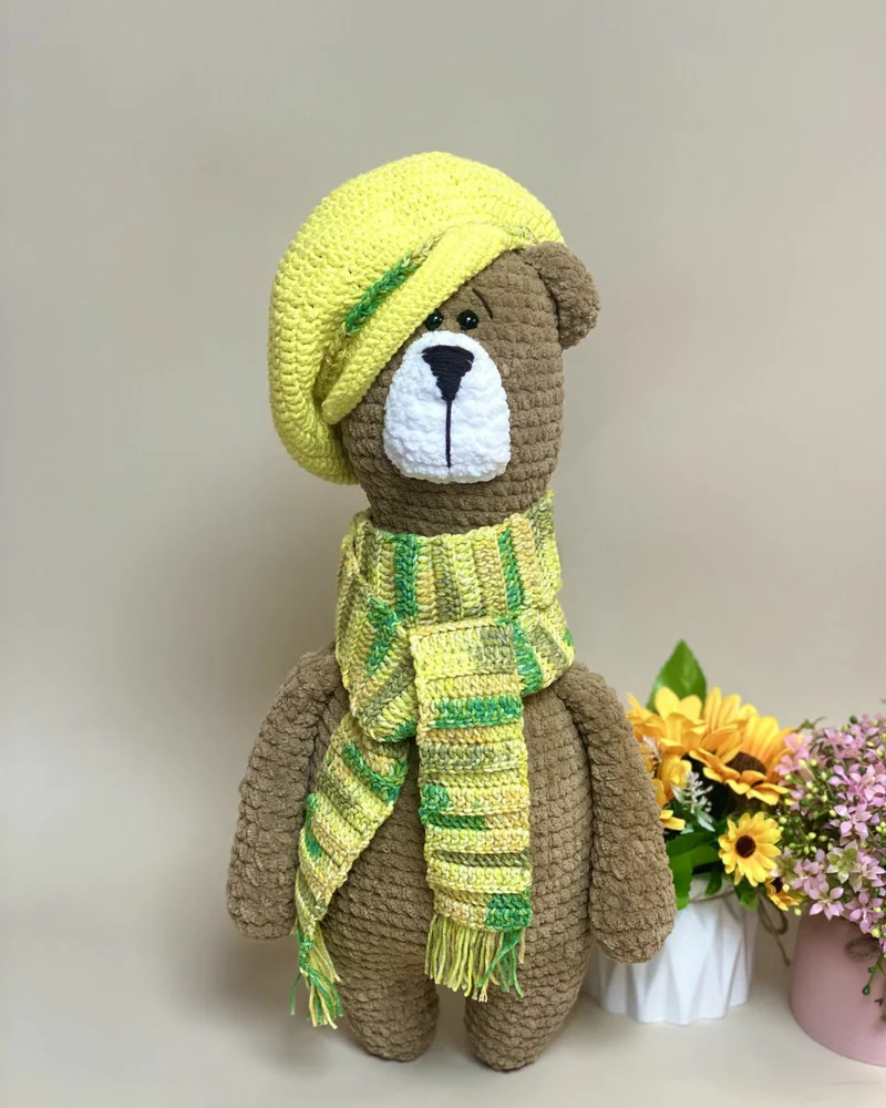 Вязаный коричневый мишка амигуруми
