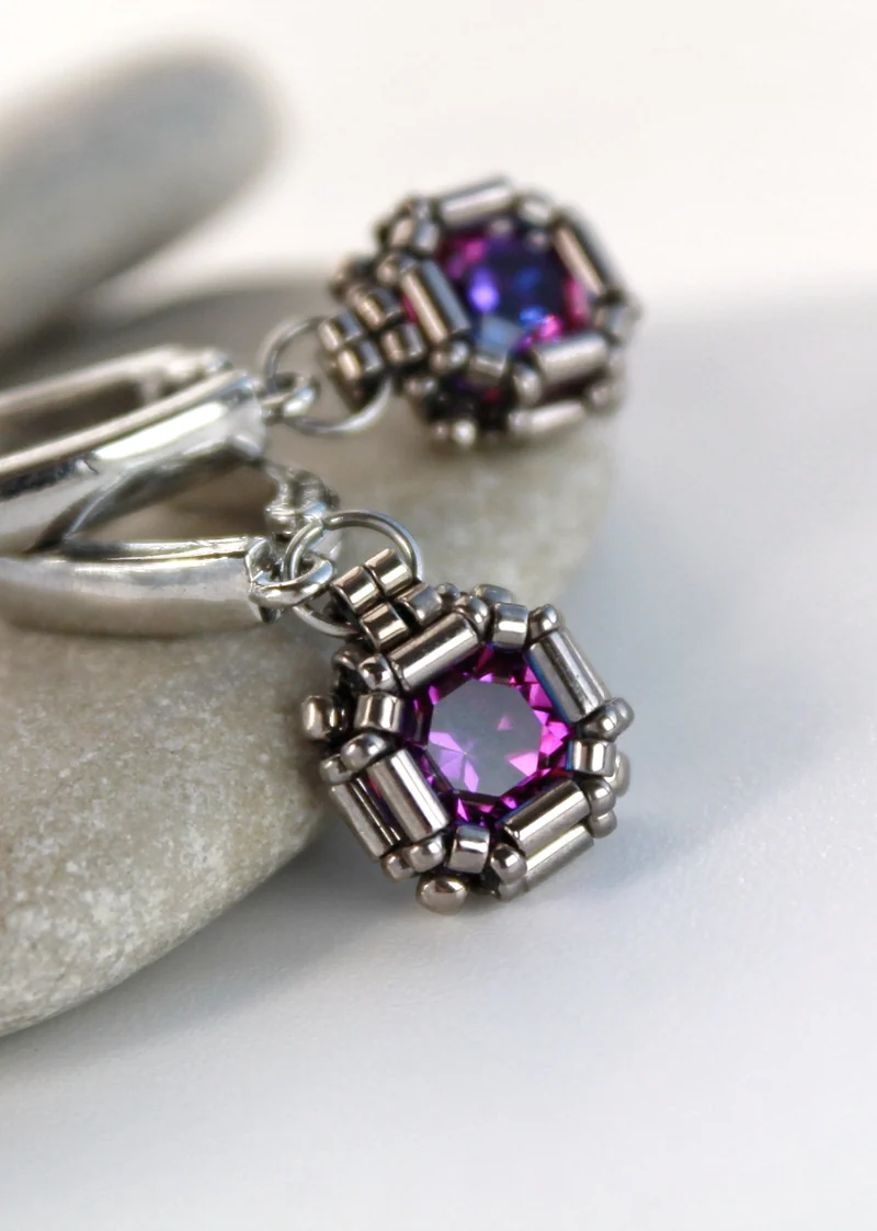 Миниатюрные серьги "Pixel" — фиолетовые