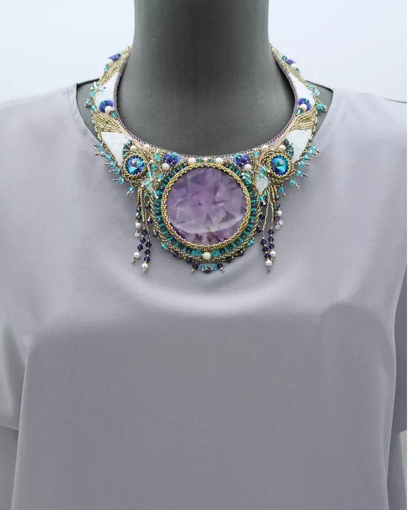 Колье с аметистом и Swarovski