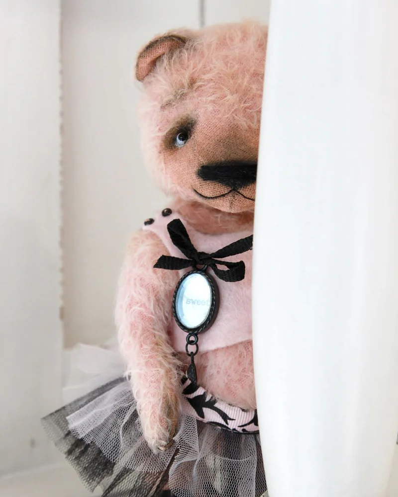 Sweet bear — коричневый