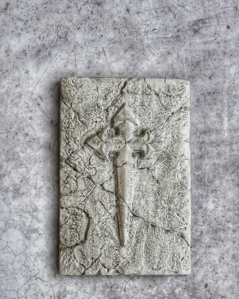 Авторский барельеф «Durandal» — Барельеф