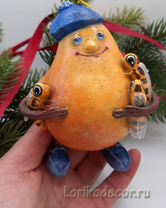 Ёлочная игрушка «ГРУША С ОСАМИ»