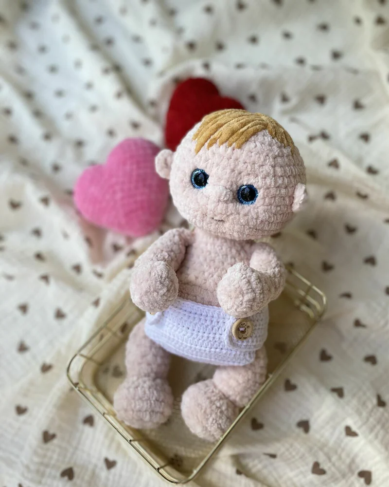 Вязаный пупс малыш амигуруми