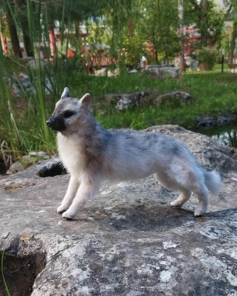 Собака серая, коллекционная игрушка 1:6 — Собака серая, коллекционная игрушка 1:6