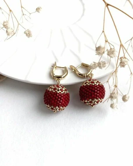 Серьги Шарики Сферы из бисера бордовый золотой подарок девушке