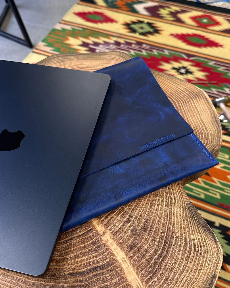 Синяя папка для MacBook