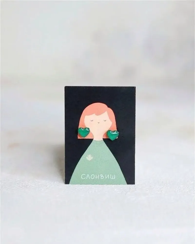 Серьги сердце для девочки деревянные — зеленый