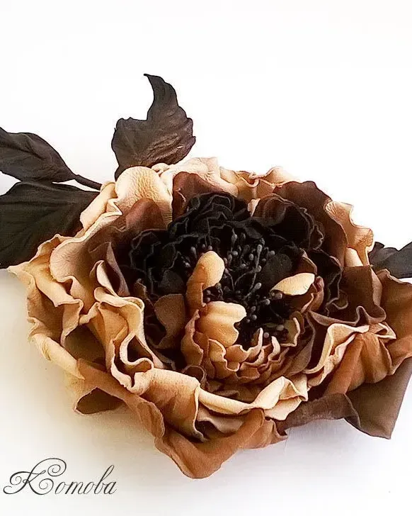 Роза из кожи Кофейно шоколадная мечта цветы из кожи карамельный цветок