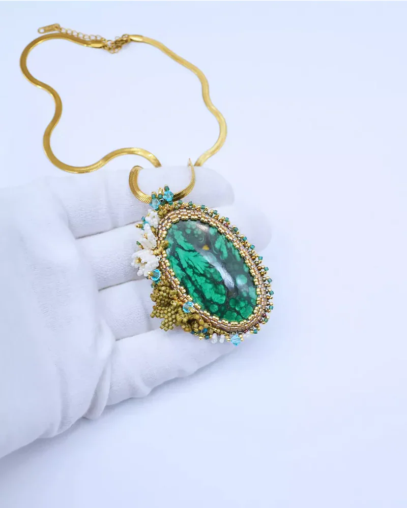 Авторский кулон с малахитом и Swarovski