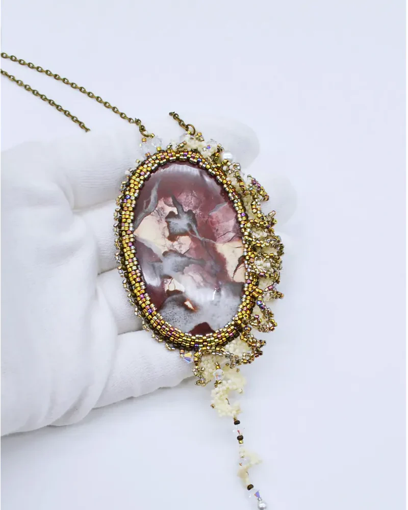 Кулон с яшмой и Swarovski