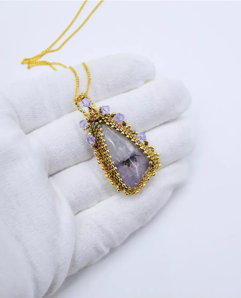 Подвеска ручной работы с аметистом и Swarovski