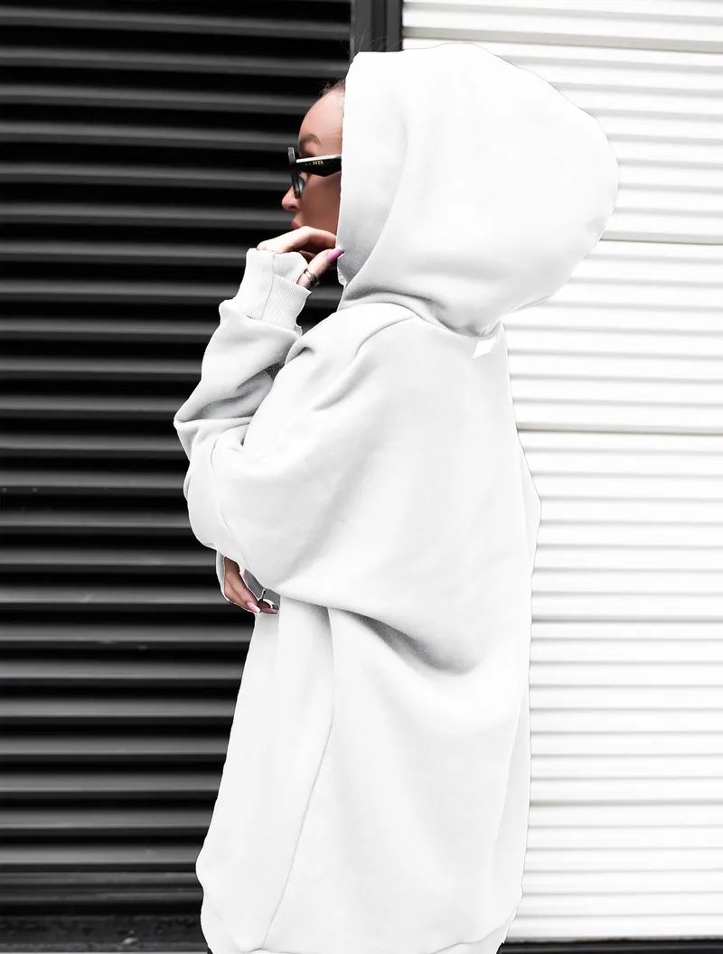 Худи с капюшоном и «пальчиками»