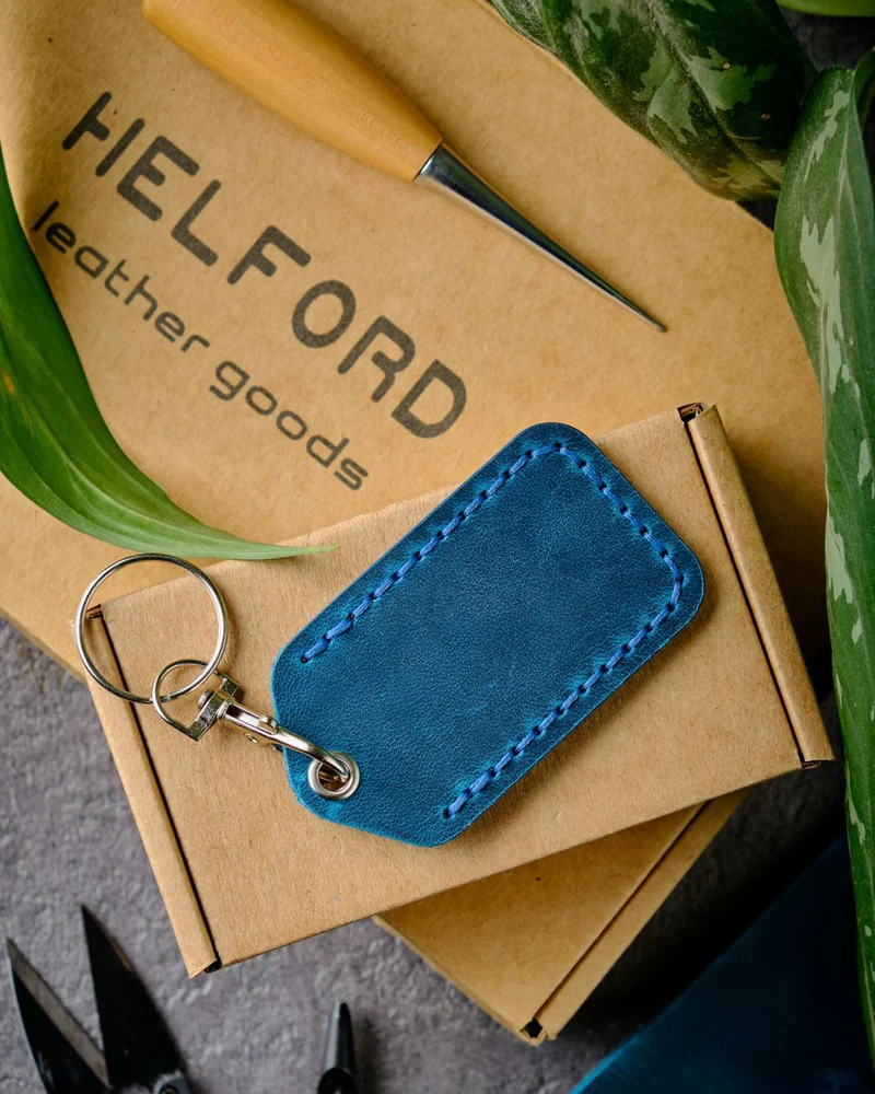 Брелок-чехол для ключей из натуральной кожи HELFORD Smart бирюзовый