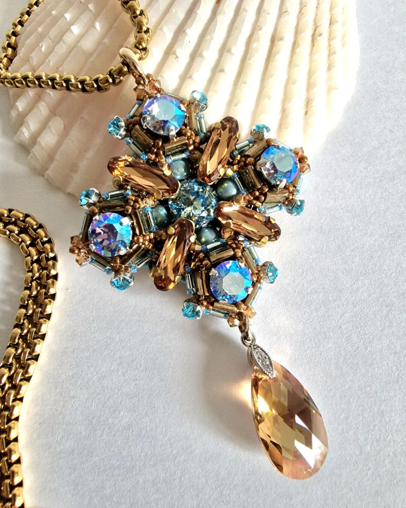 Кулон «Геометрия» с кристаллами Swarovski