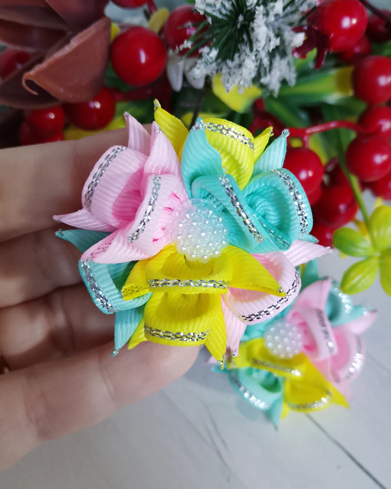 Новогодние бантики малышки на на резинке / на первые хвостики 2 шт / Камелия — Разноцветный